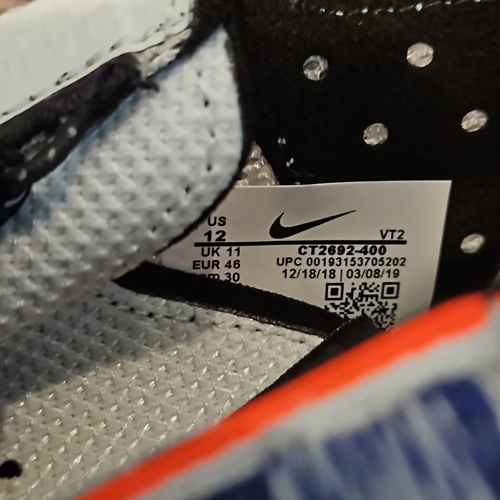 React WR Ispa 'Aqua Red'. - Picture 5 of 5